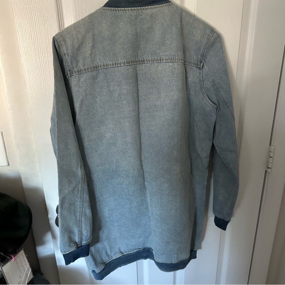 Light Wash Denim Jacket - Picture 8 of 10